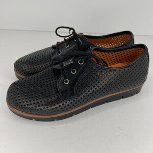 Safe Step Solid Black Cut-Out Perforated Sneakers Women's Size 7 Size 38 EU Shoe